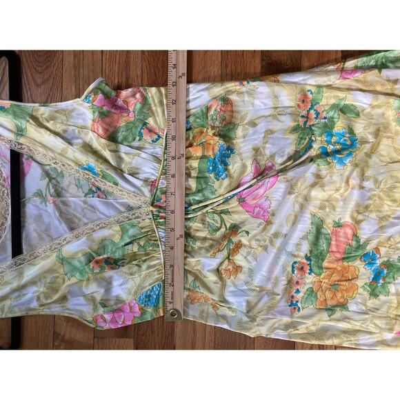VTG Vanity Fair Floral Peignoir Robe Nightgown Negligee Set Small Made In USA - Picture 11 of 12